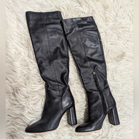 Boots - Picture 2 of 8